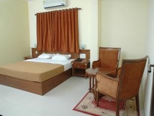 Hotel Indralok Junagadh Exterior photo